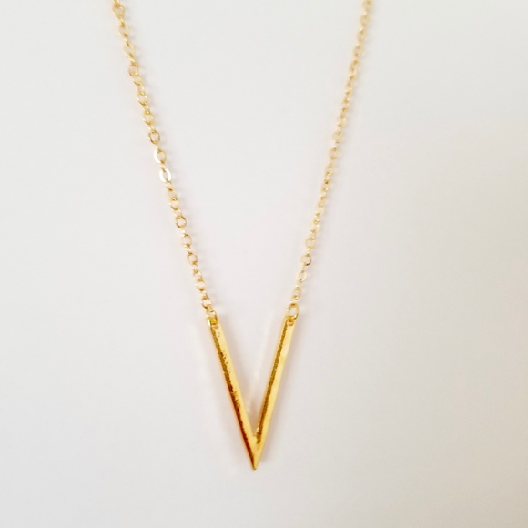 Jewelry - NWOT Simple Gold Plated V Shape Necklace